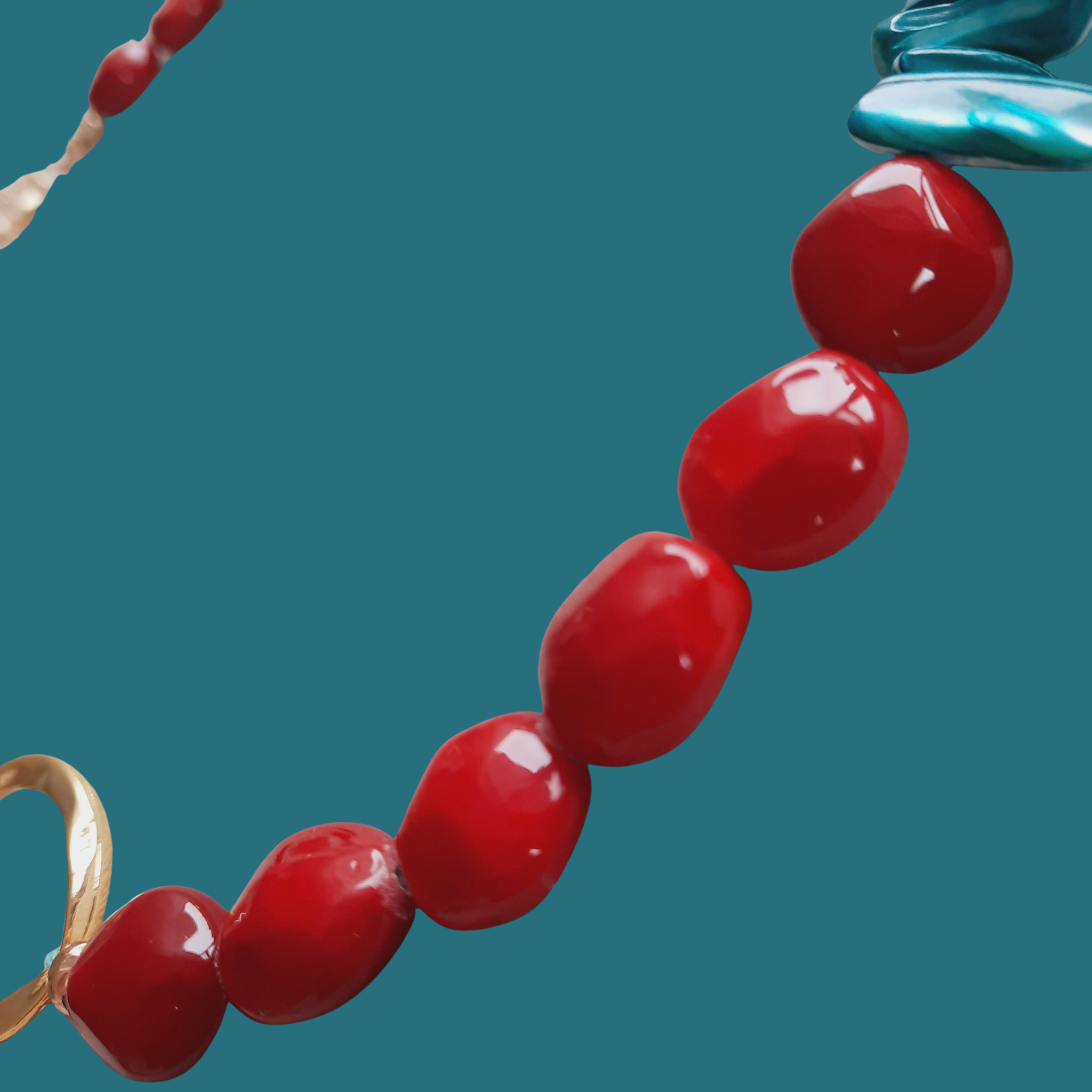 Cam Takılar Zamanla Rengini Kaybeder mi?