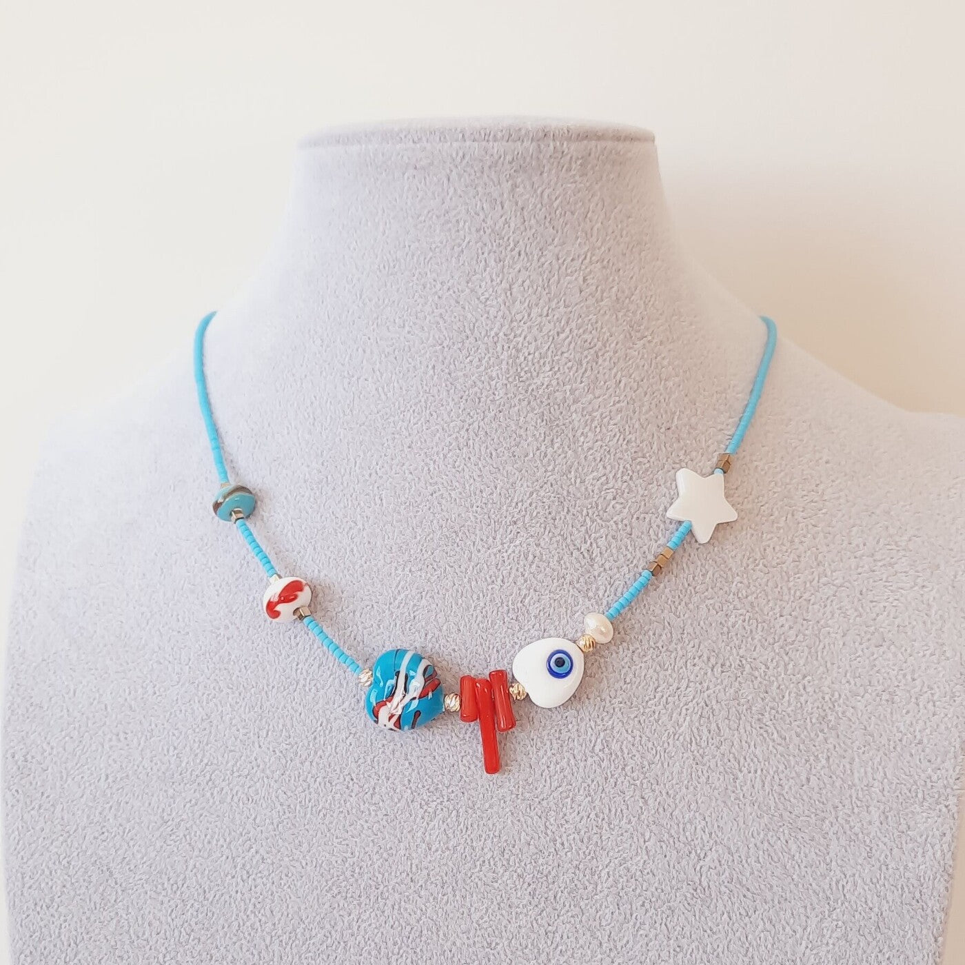 Ebruli Kuyruk Nazarlı Kılçık Balık Özel Tasarım Kolye