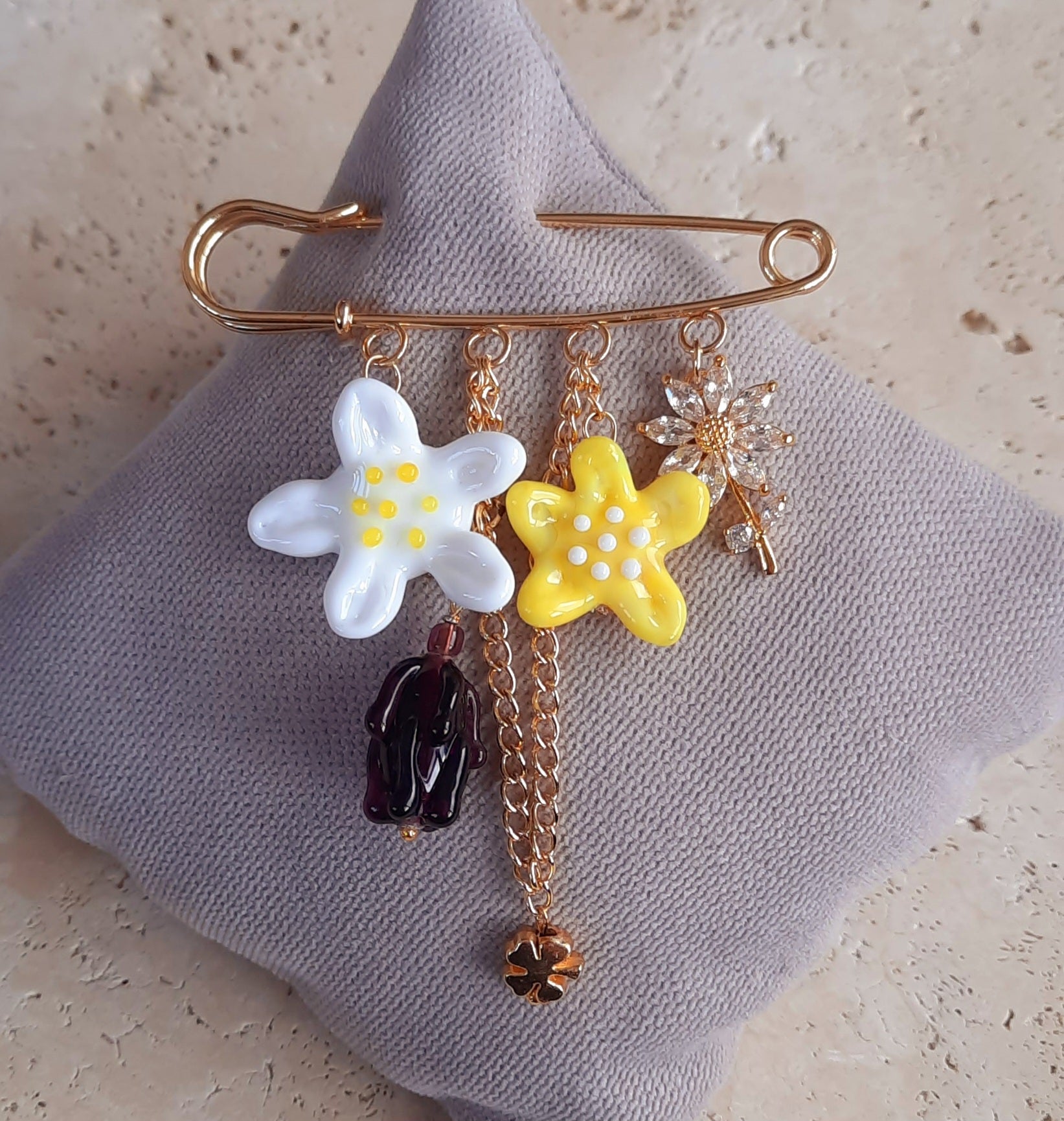 Kır Çiçekleri Murano İskoç İğnesi Broş