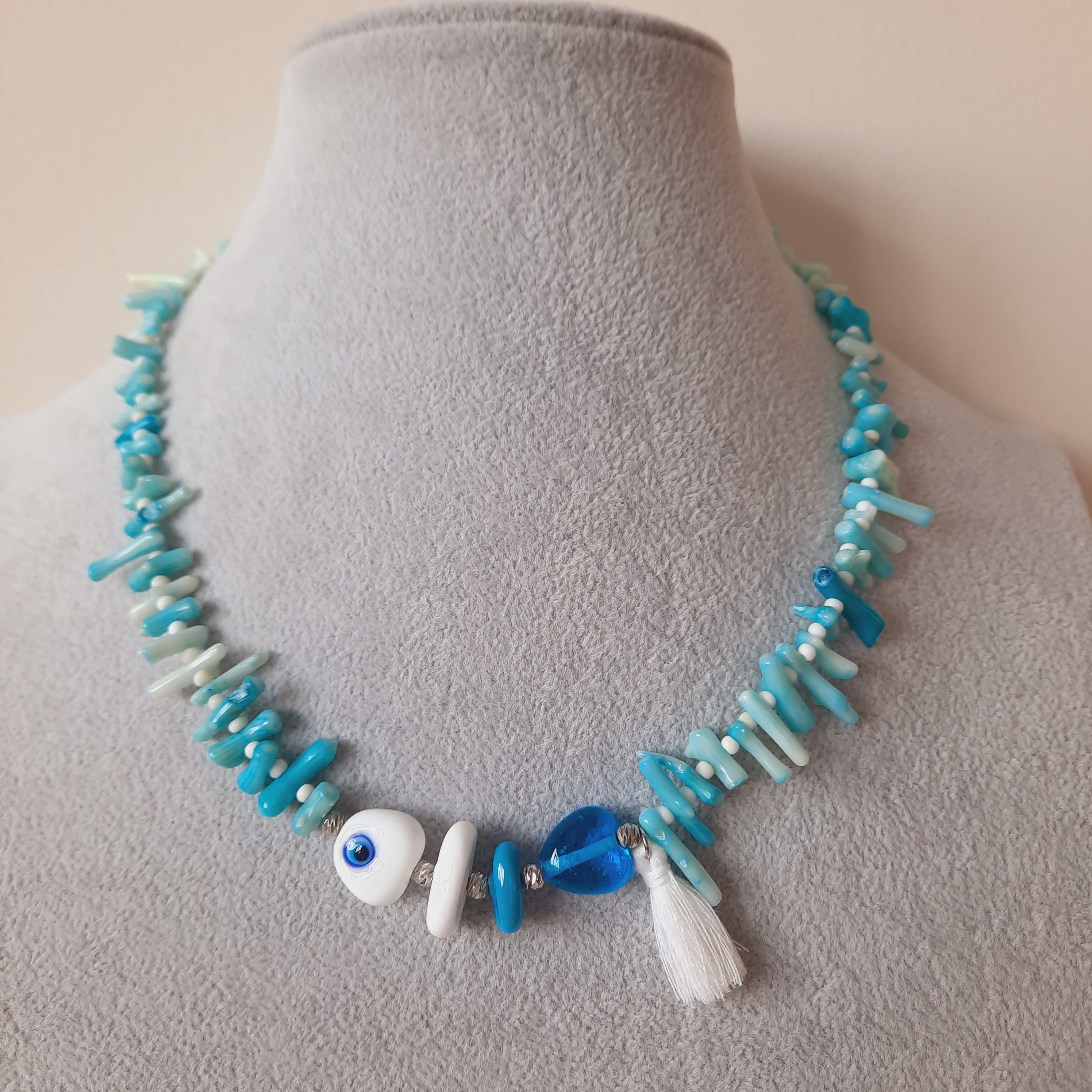 Mercan Nazarlı Kılçık Balık Özel Tasarım Kolye