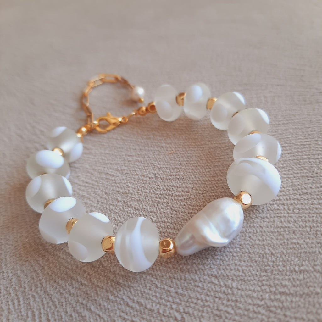 Barok İnci Eskitme Cam Özel Tasarım Bileklik