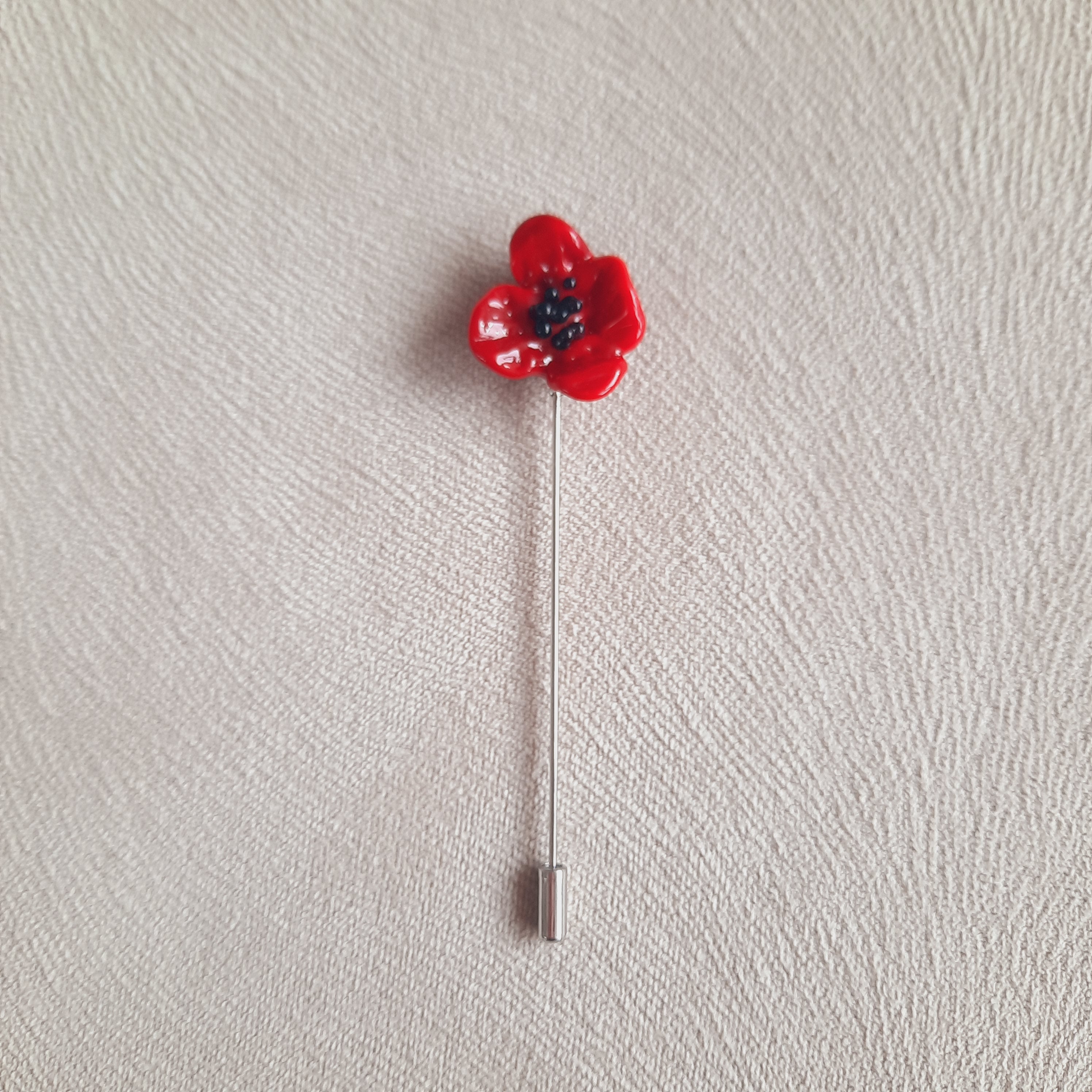 Kırmızı Gelincik Yaka İğnesi Broş