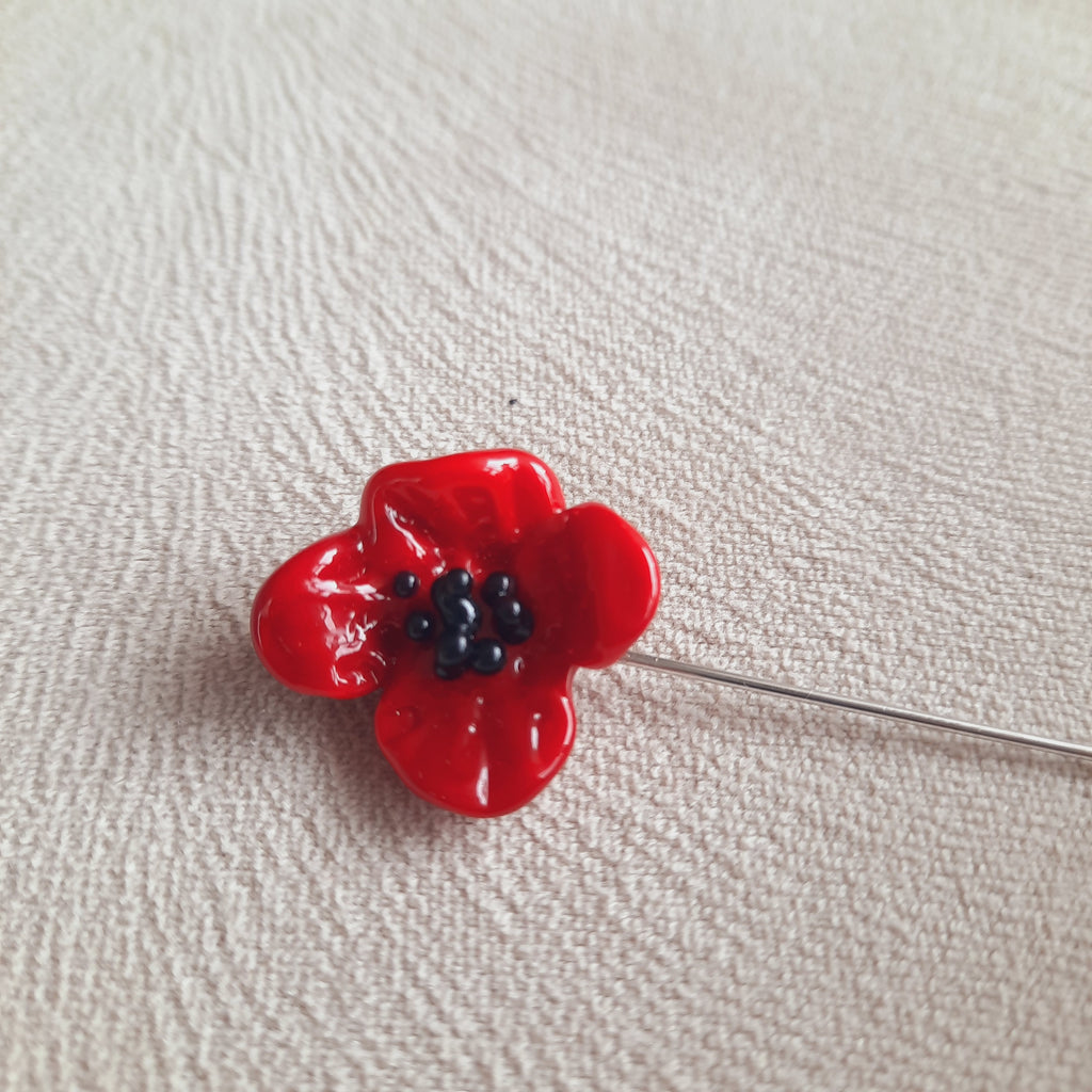 Kırmızı Gelincik Yaka İğnesi Broş