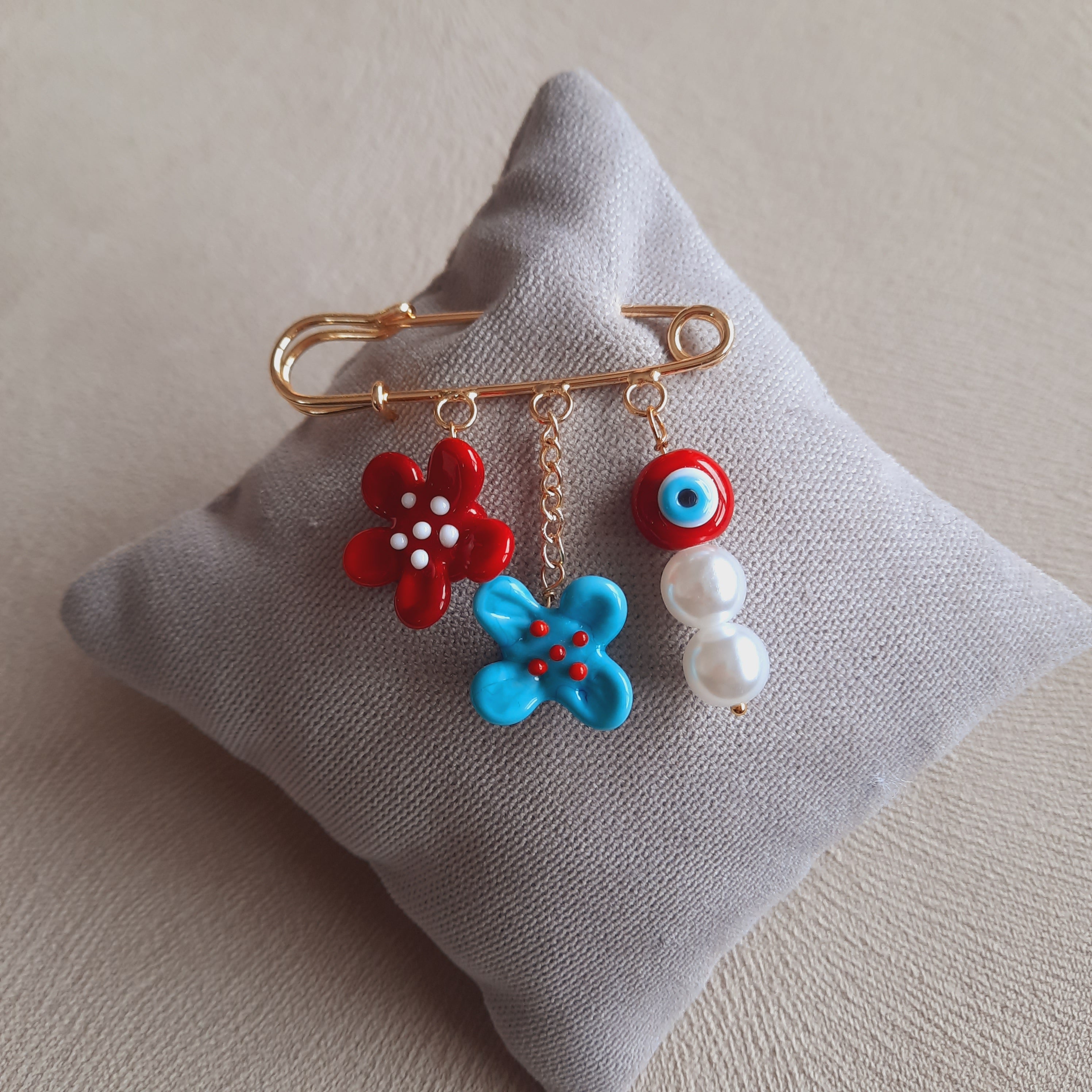 Çiçekli Nazarlı İncili Murano Broş İskoç İğnesi