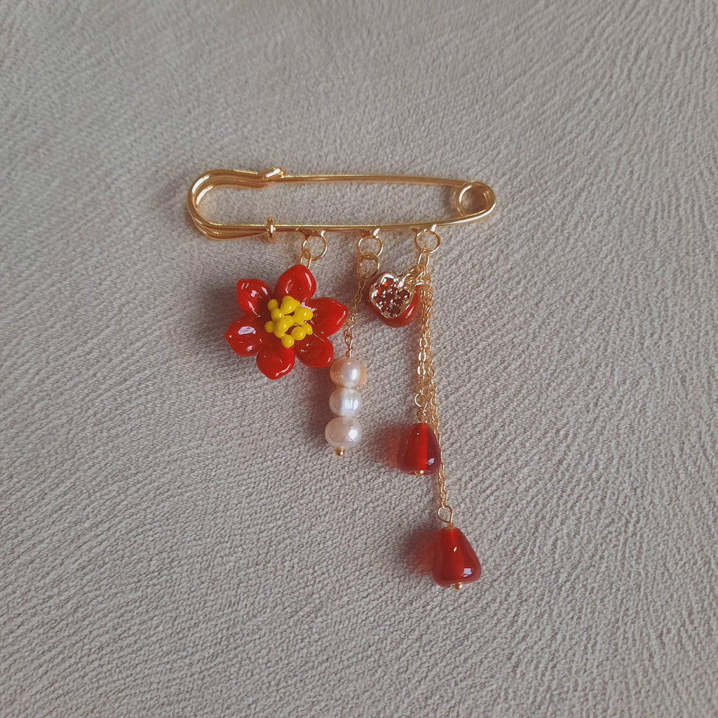 Nar Çiçeğim İncili Özel Tasarım Broş İskoç İğnesi