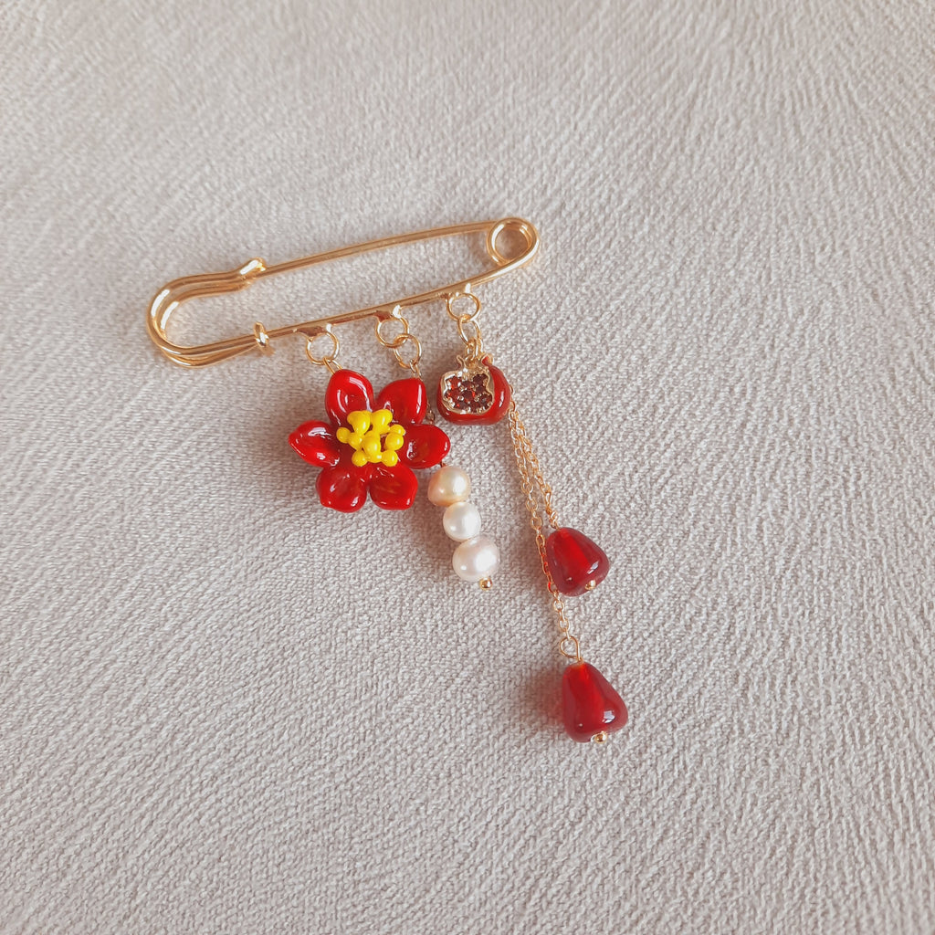 Nar Çiçeğim İncili Özel Tasarım Broş İskoç İğnesi