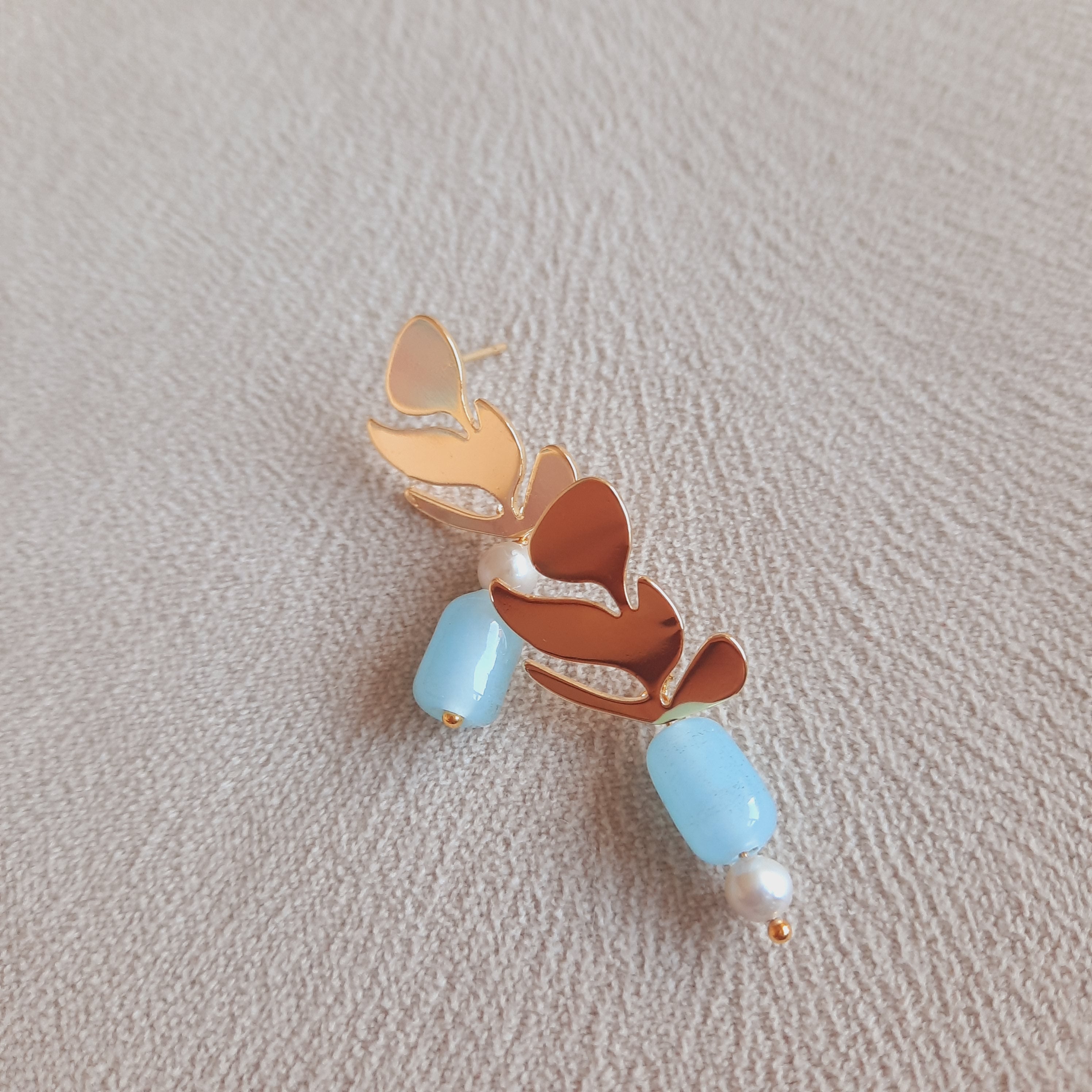 Altın Kaplama Bebek Mavi İncili Tasarım Küpe