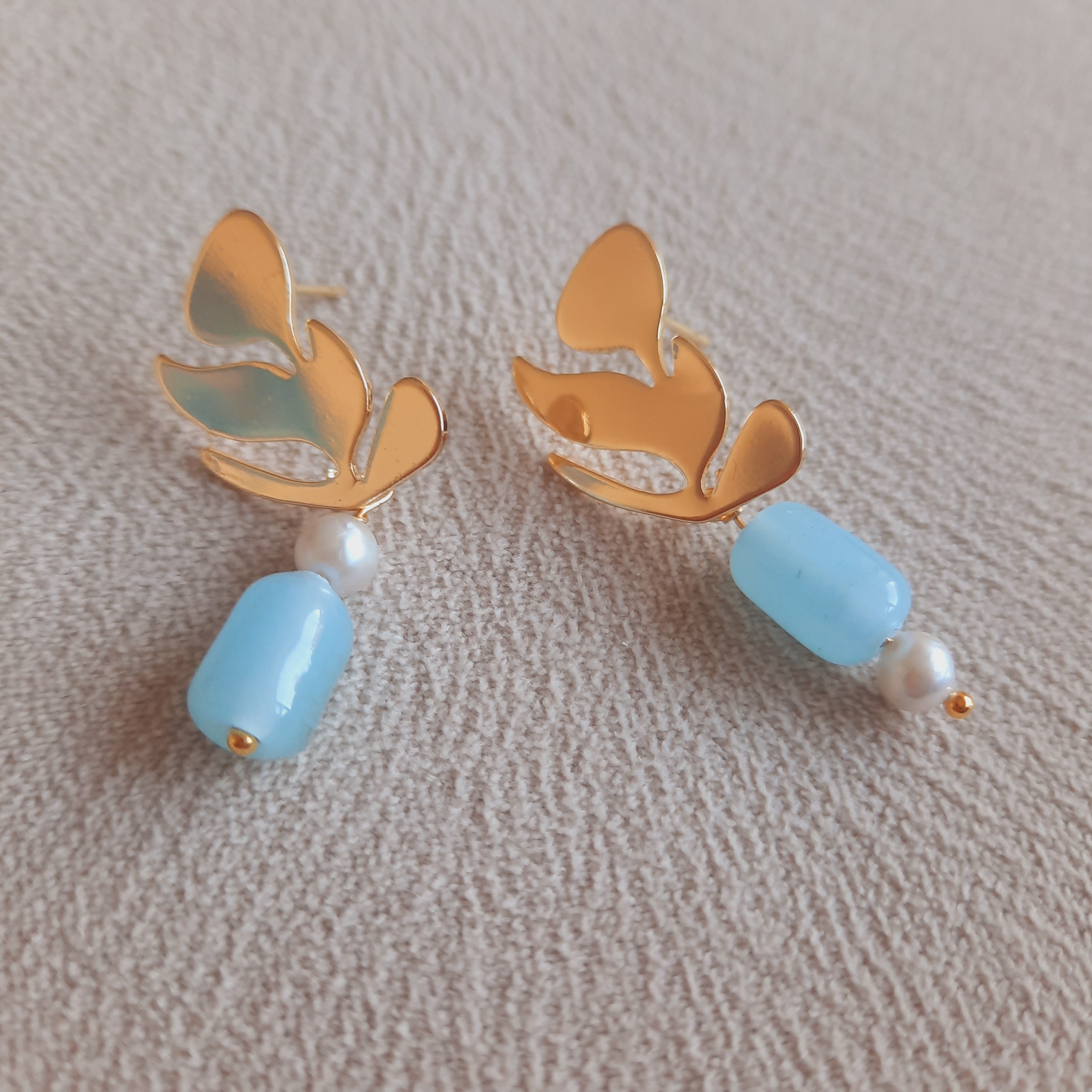 Altın Kaplama Bebek Mavi İncili Tasarım Küpe