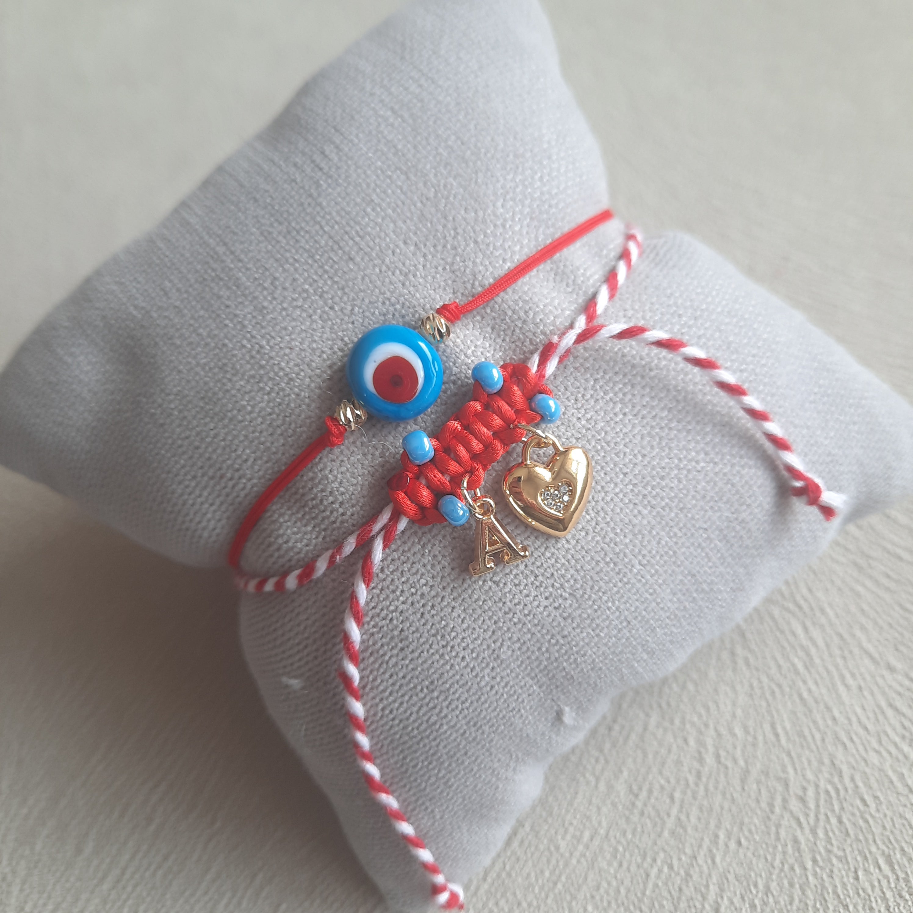 Nazarlı Kalpli Harfli İkili Kombin Marteniçka