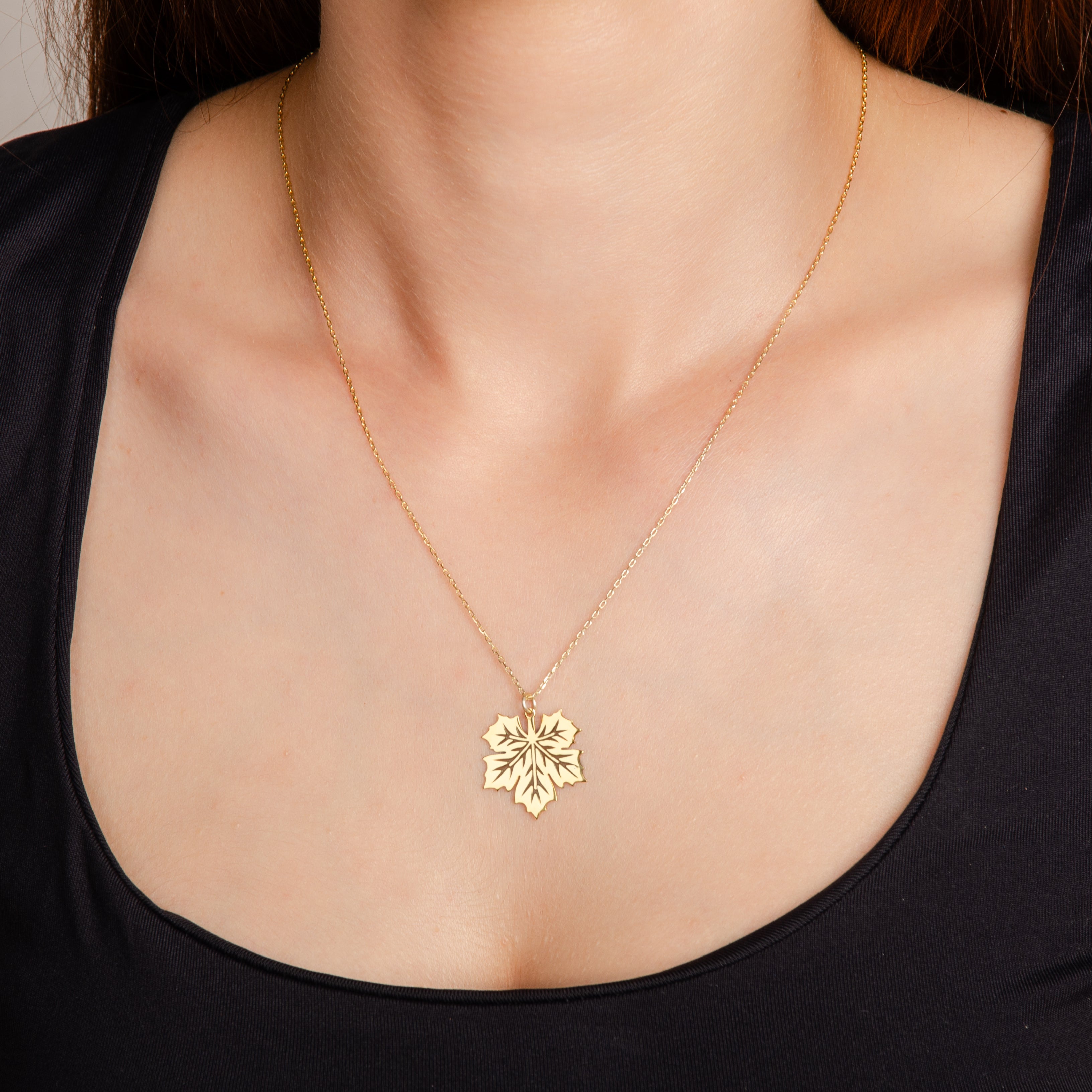 925 Ayar Çınar Yaprağı Gümüş Kolye (Altın veya Gümüş Renkte, Farklı Zincir Seçenekli)