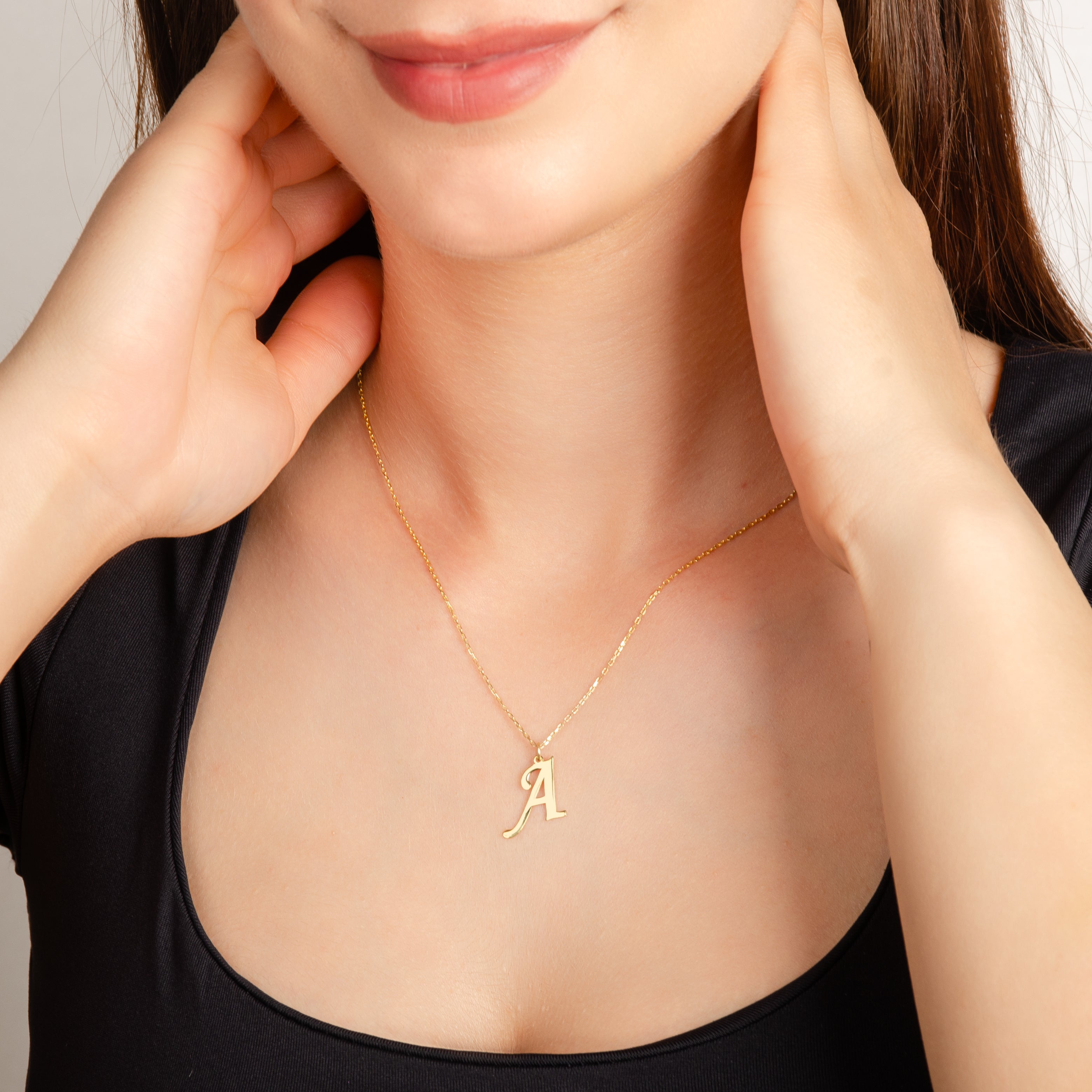925 Ayar Harf Gümüş Kolye (Altın veya Gümüş Renkte, Farklı Zincir Seçenekli)