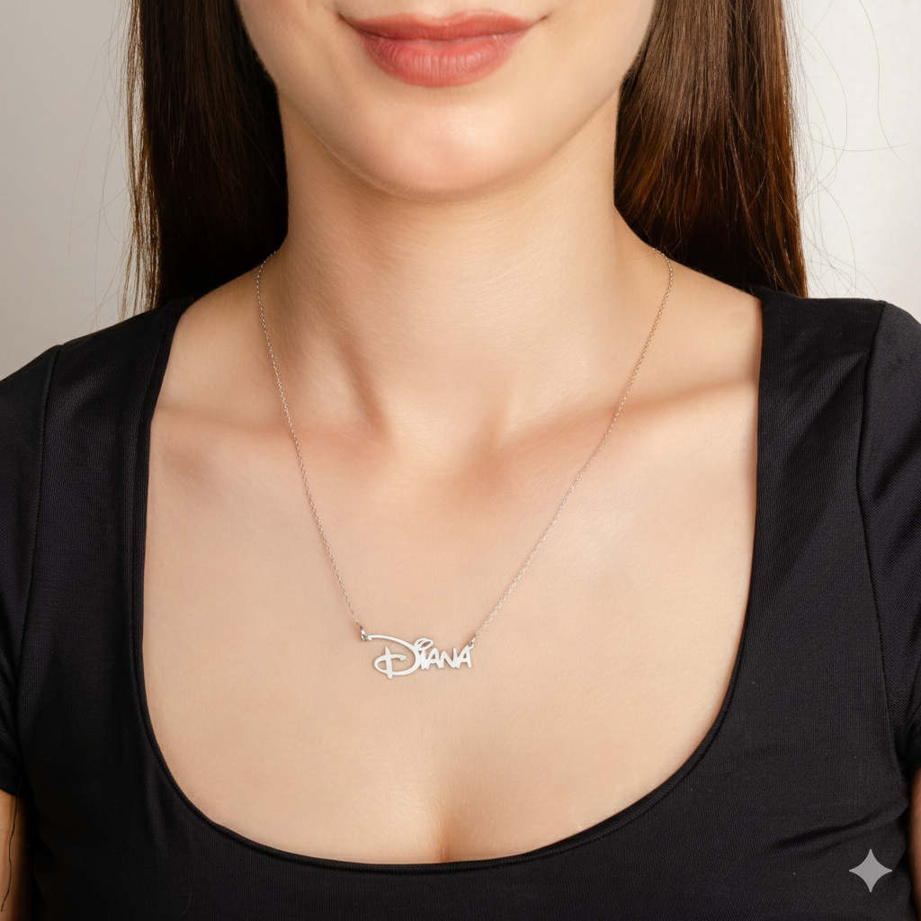 925 Ayar Disney Font Gümüş Kolye (Altın veya Gümüş Renkte, Farklı Zincir Seçenekli)