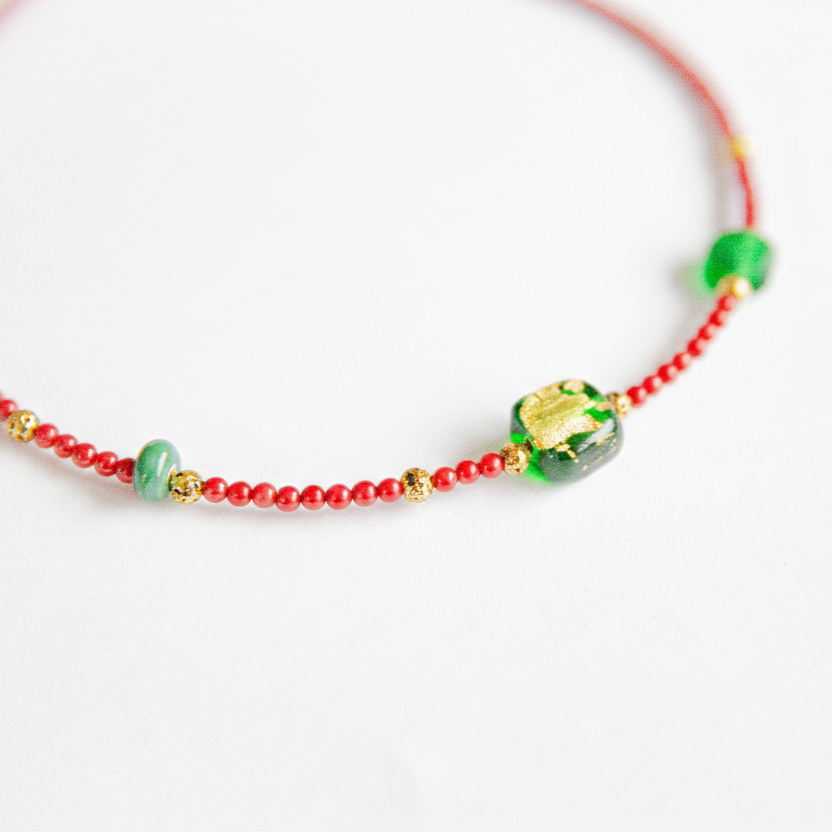 Geçmiş Gelecek Bugün Altın Varaklı Mercan Kolye