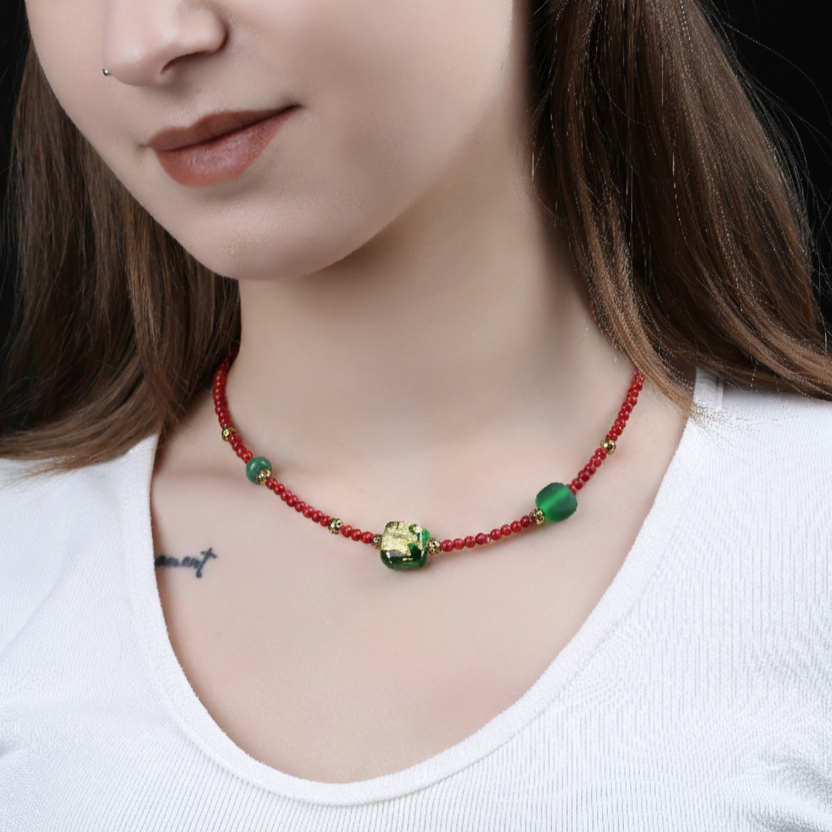 Geçmiş Gelecek Bugün Altın Varaklı Mercan Kolye