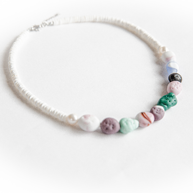 Eskitme Cam Taş Görünümlü Özel Tasarım Kolye