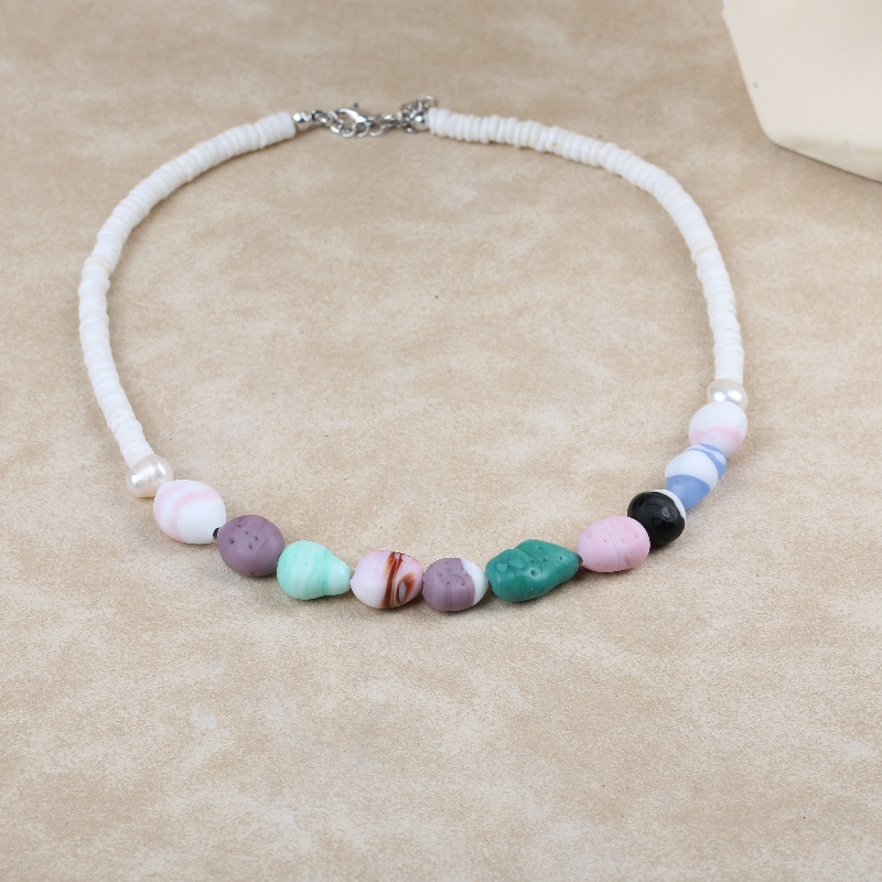 Eskitme Cam Taş Görünümlü Özel Tasarım Kolye