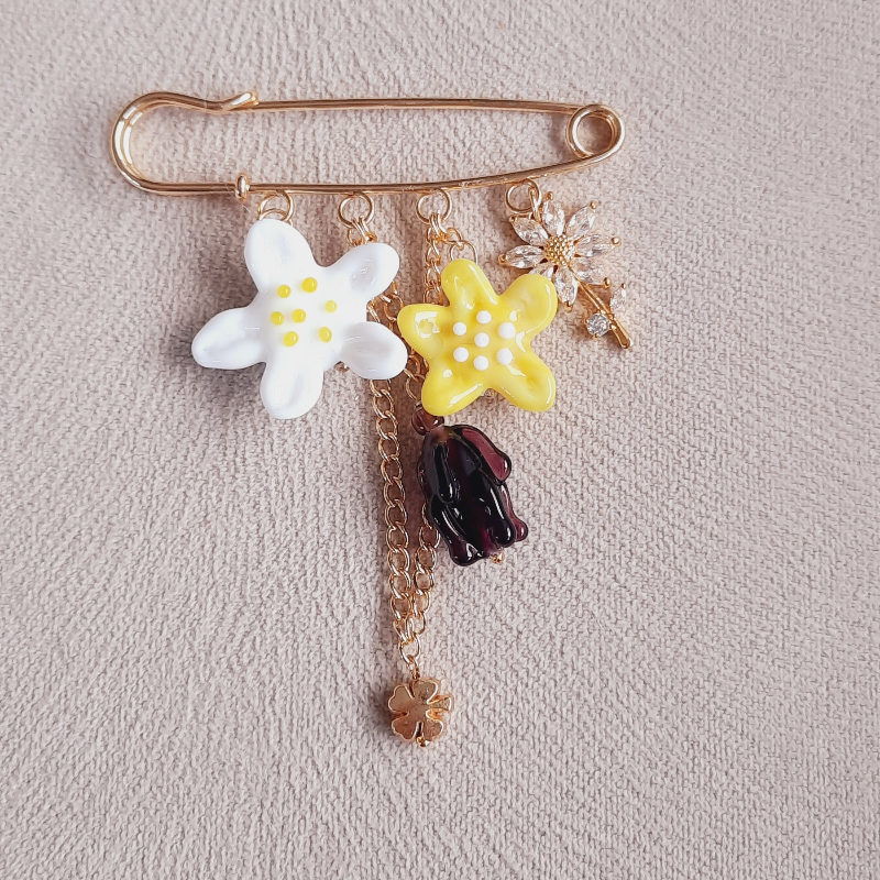 Kır Çiçekleri Murano İskoç İğnesi Broş