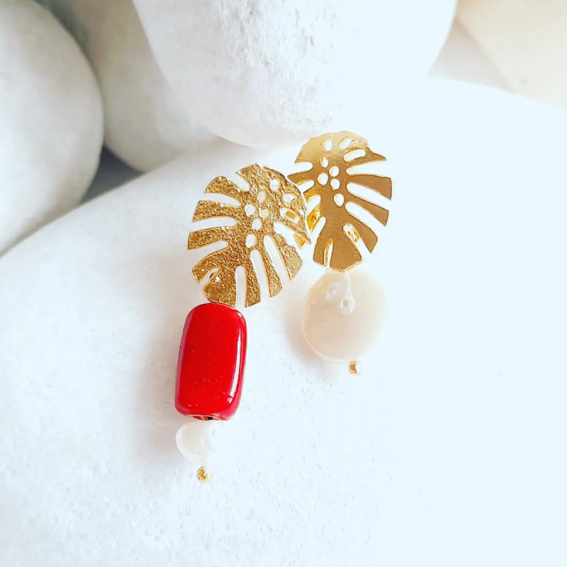 Şık İnci Kırmızı Cam Boncuk Özel Tasarım Küpe