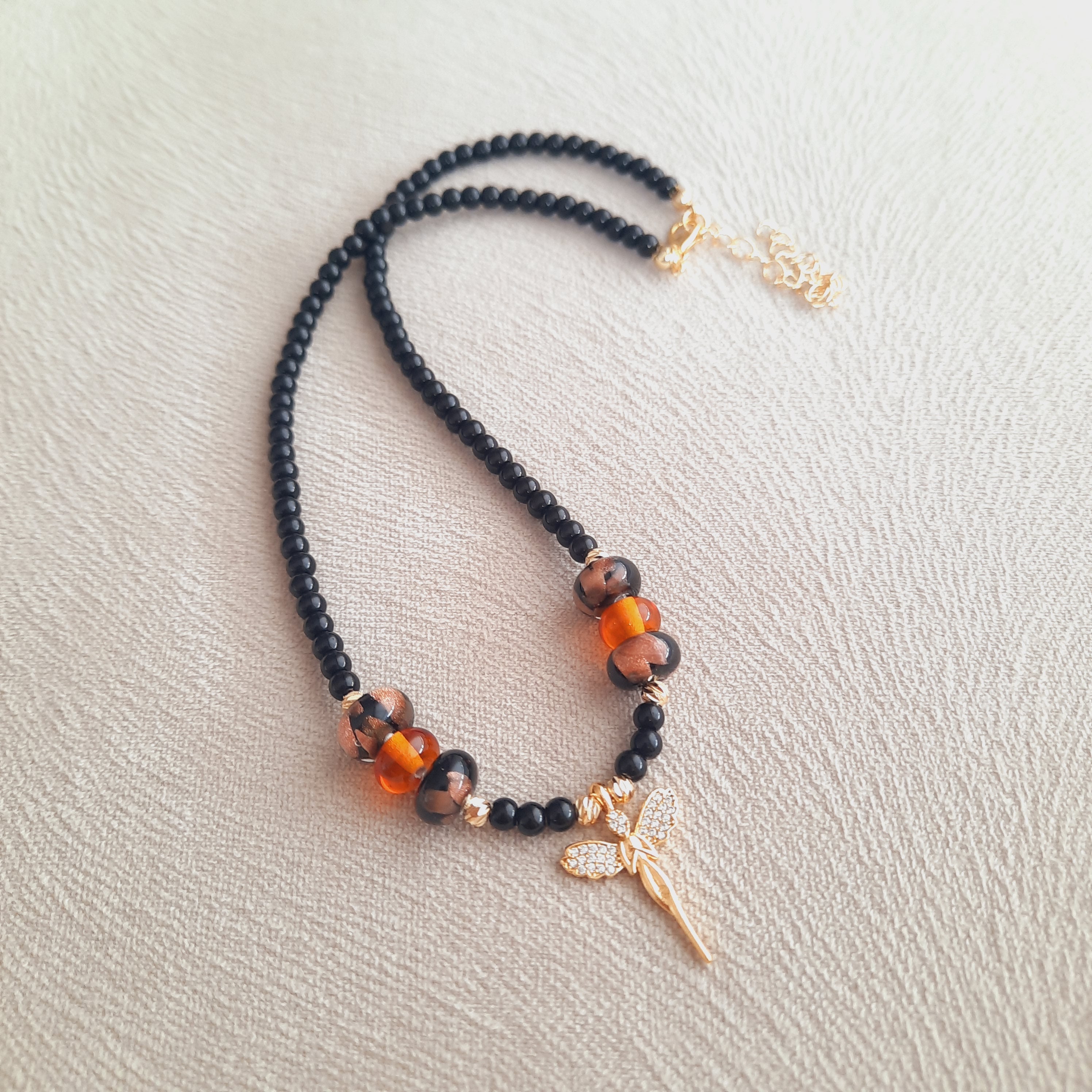 Melek Madalyon Murano Boncuklu Siyah Choker Kolye